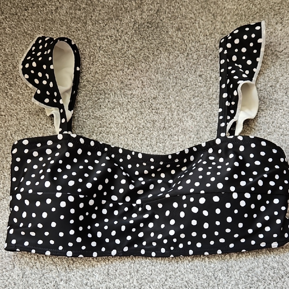 Summersalt The Ruffle Oasis Bikini Top - On the Dot